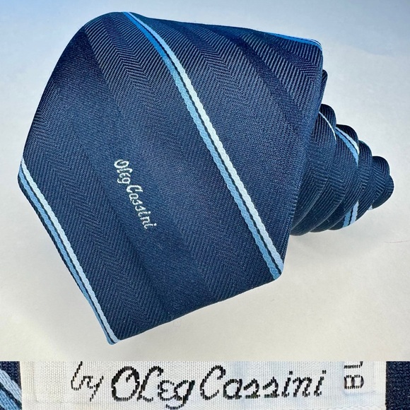 Oleg Cassini Other - Vintage OLEG CASSINI Blue Embroidered Brand, Striped Classic Tie, 3”